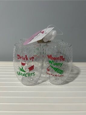 NWT Grinch Inspired Plastic Shatterproof Stemless Wine Glasses (set of 4)